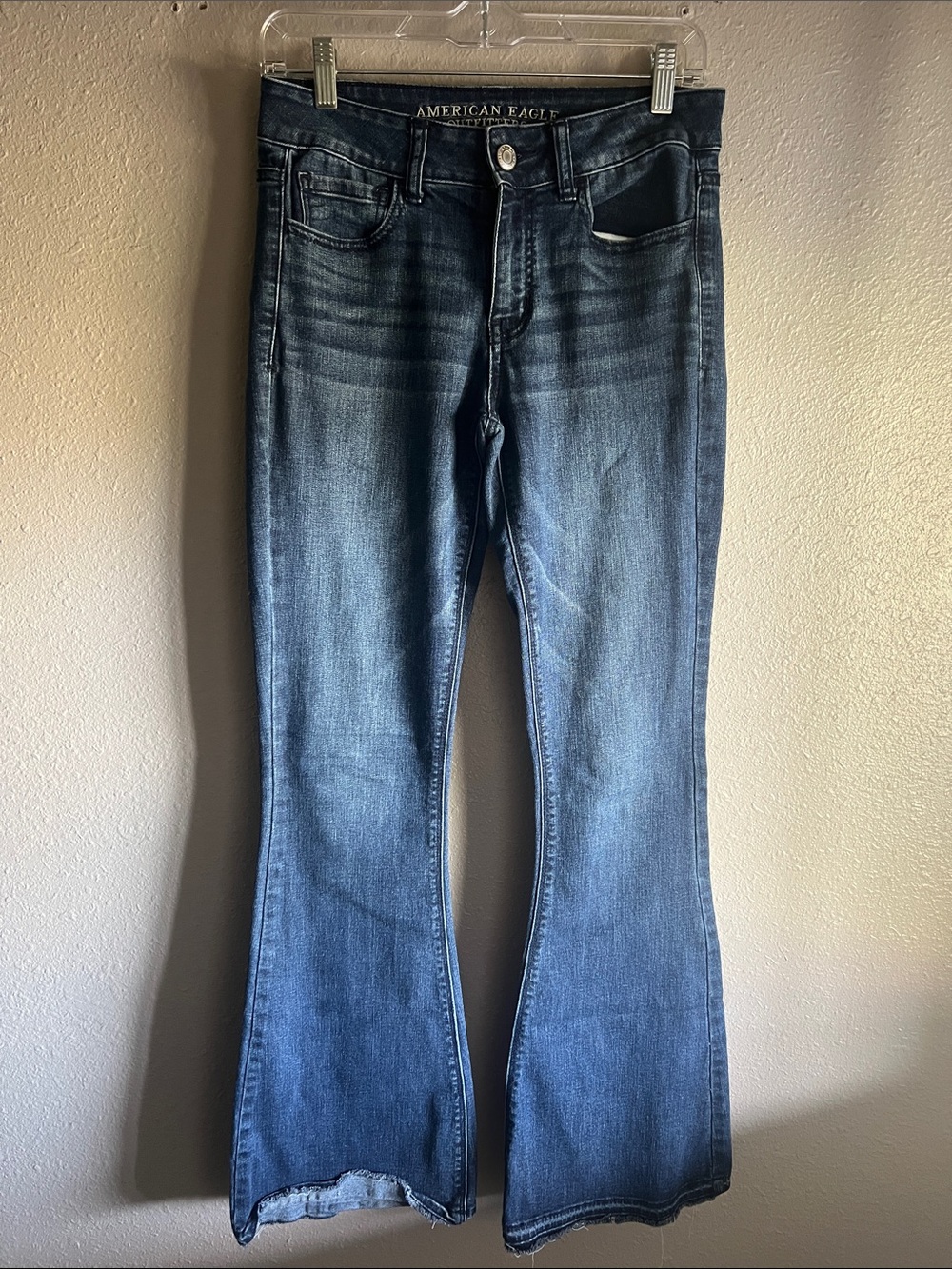 AEO Hi-Rise Artist Super Stretch flare Jeans